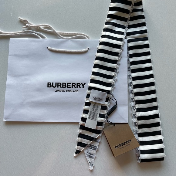NWT BURBERRY Silk Bandeau Scarf 🤍❤️ - Picture 5 of 11